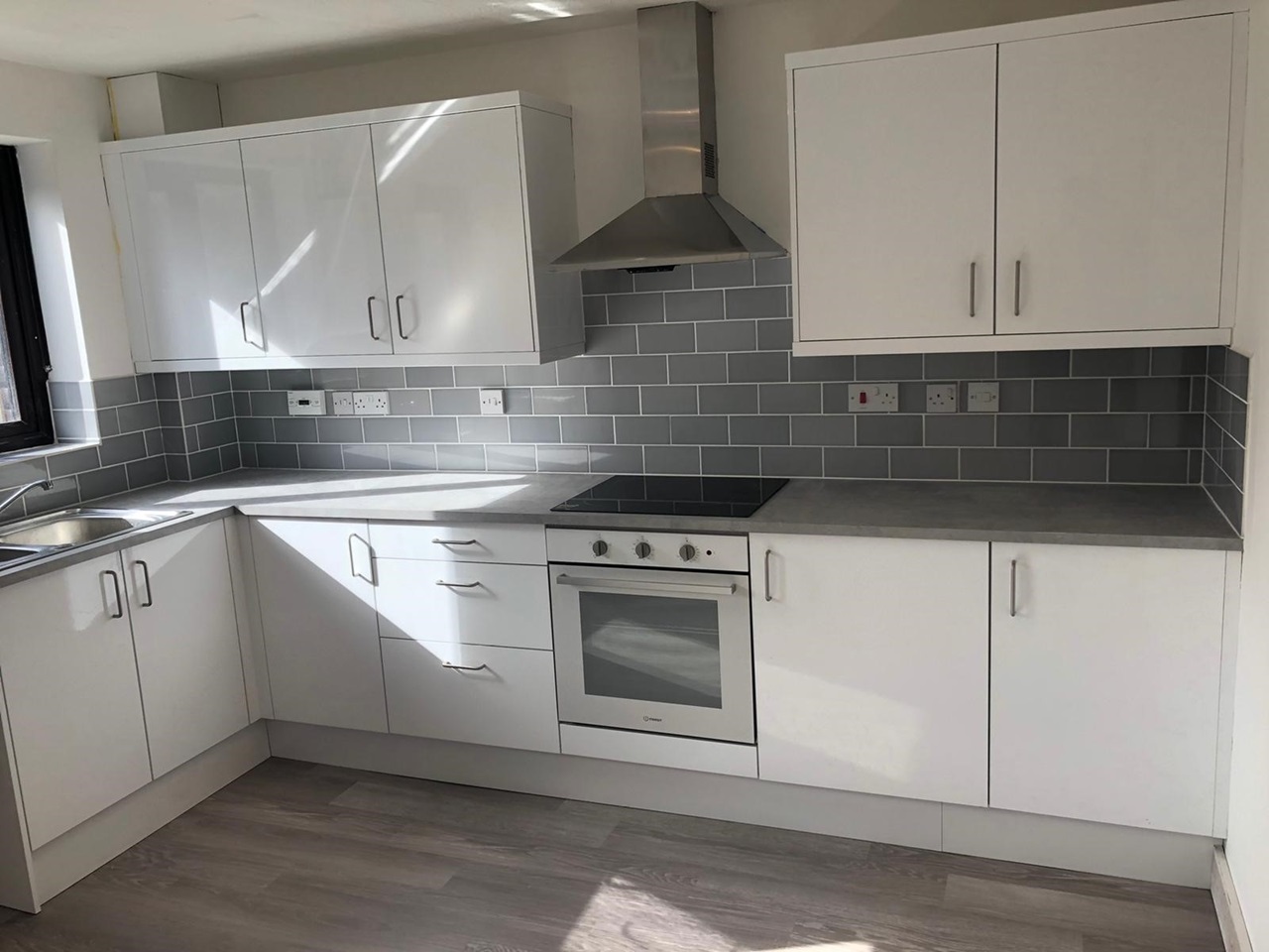 Chineham, Basingstoke 2 Bed SemiDetached House, Meadowland, RG24