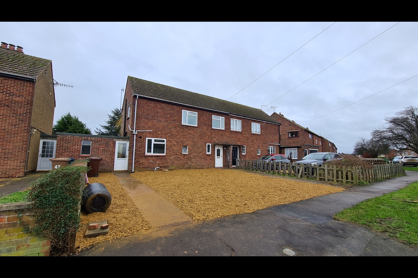 Chatteris 3 Bed SemiDetached House, Fairway, PE16 To Rent Now for