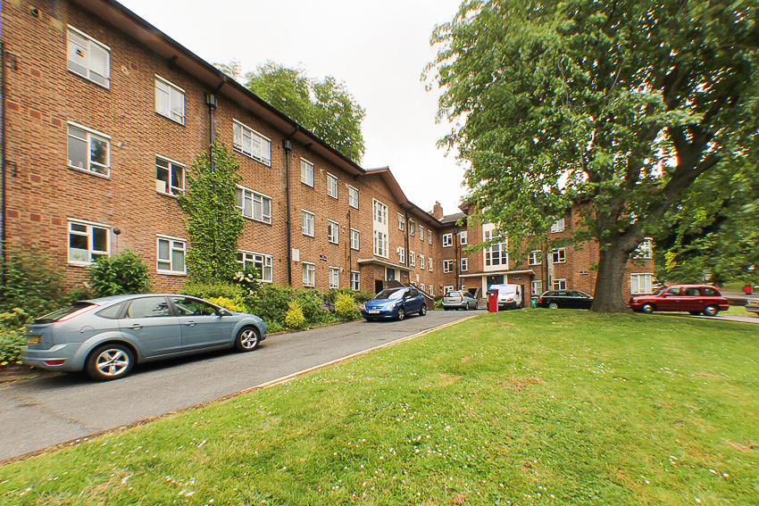 London 3 Bed Flat, House, SE13 To Rent Now for £2,200.00 p/m