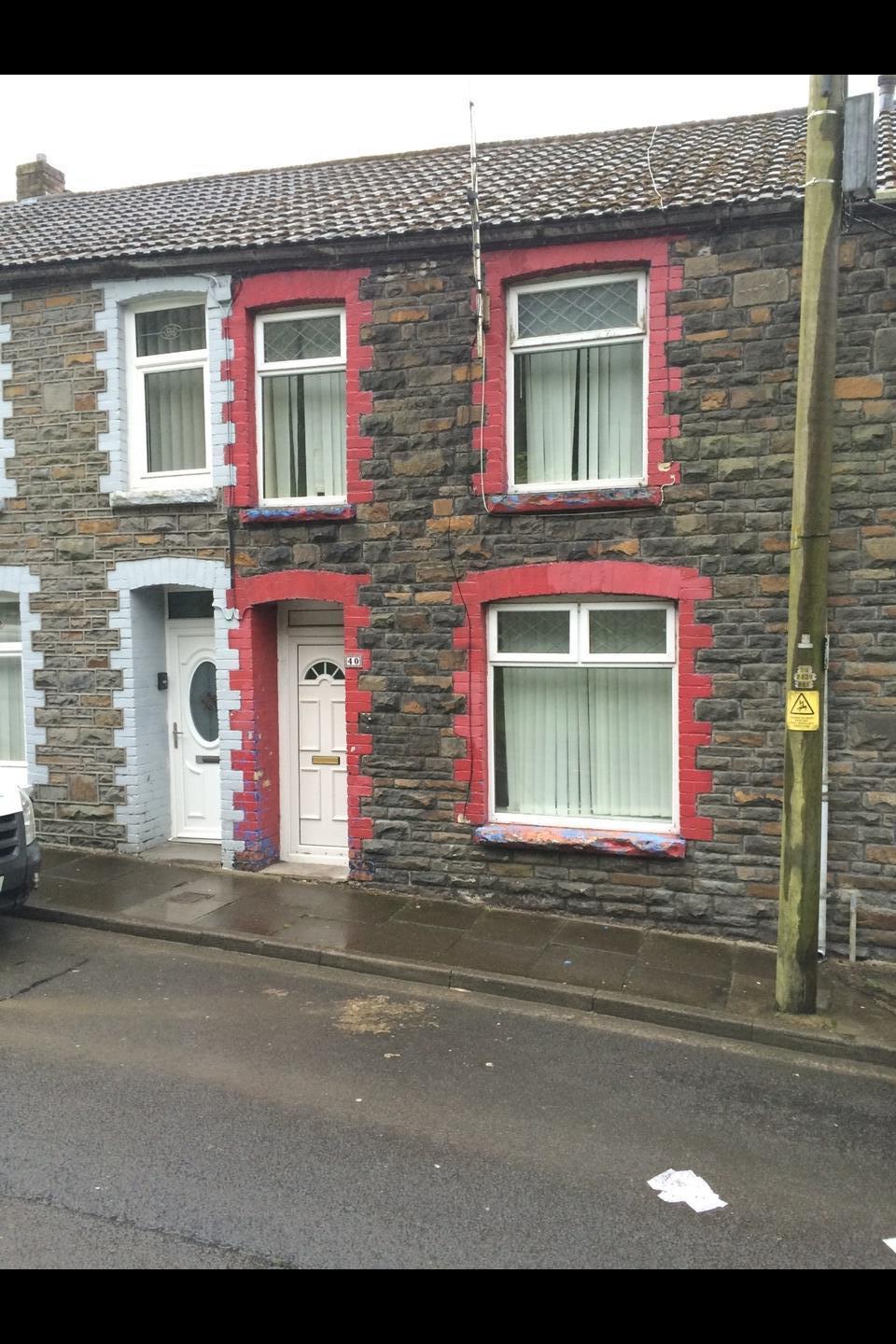 Cwmaman 4 Bed Terraced House, Brynhfyd, CF44 To Rent Now for £735.