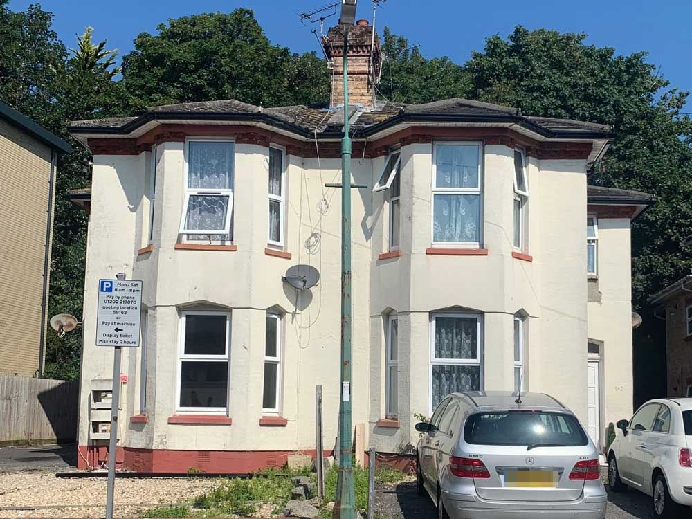 Bournemouth 2 Bed Flat, Lorne Park Road, BH1 To Rent Now for £703.