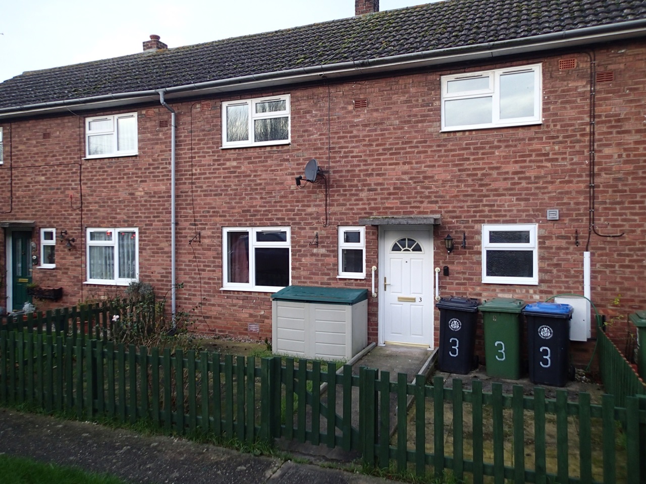 Lighthorne Heath, Leamington Spa 3 Bed Terraced House, Avon Road