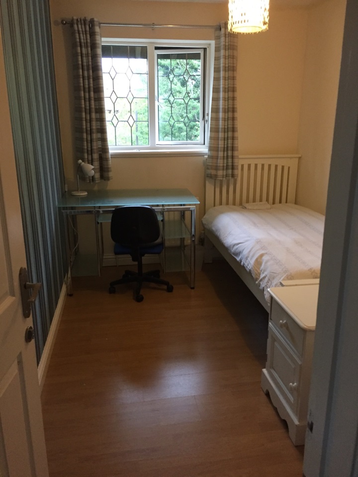 Milton Keynes Room in a Shared House, Studley Knapp, MK7 To Rent