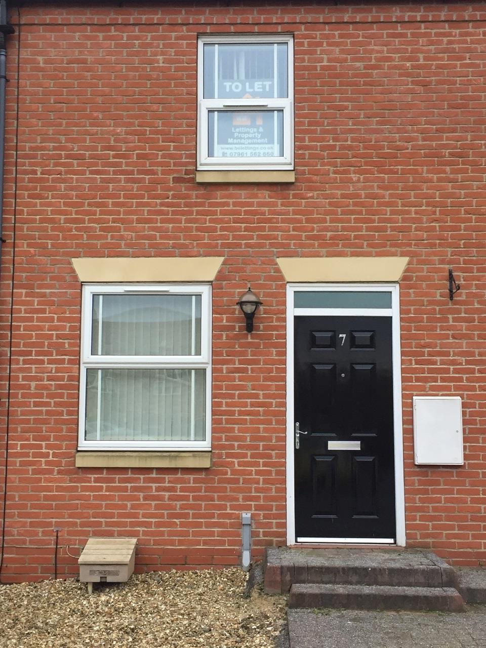 Healing, Grimsby 2 Bed Terraced House, Poppy Mews, DN41 To Rent Now