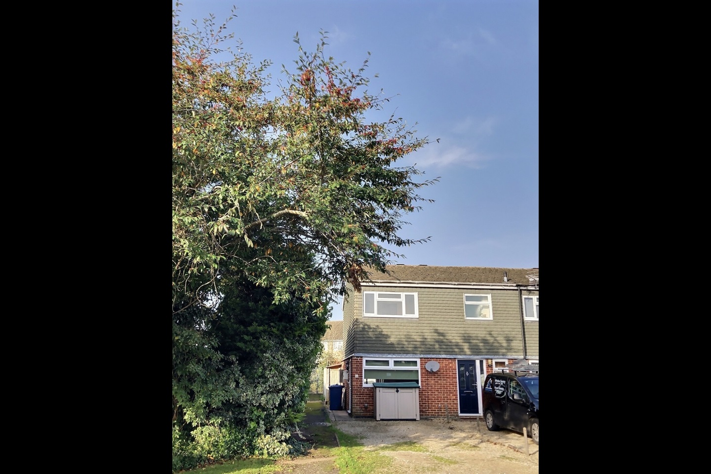 Bicester, Oxfordshire 1 Bed End Terrace, Blenheim Drive, OX26 To