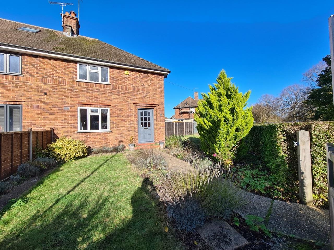 Malrow 3 Bed SemiDetached House, Little Marlow Road, SL7 To Rent