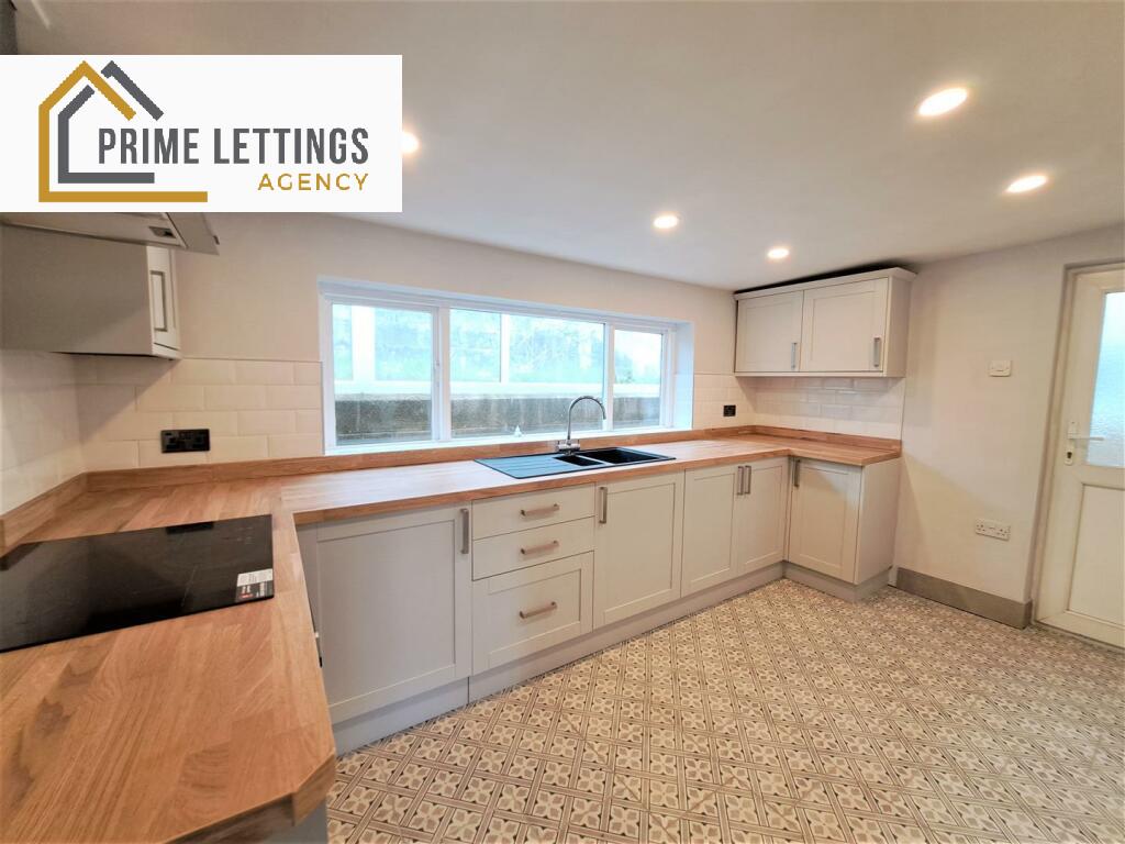 Abercarn, Newport 2 Bed SemiDetached House, Llanfach Road, NP11 To