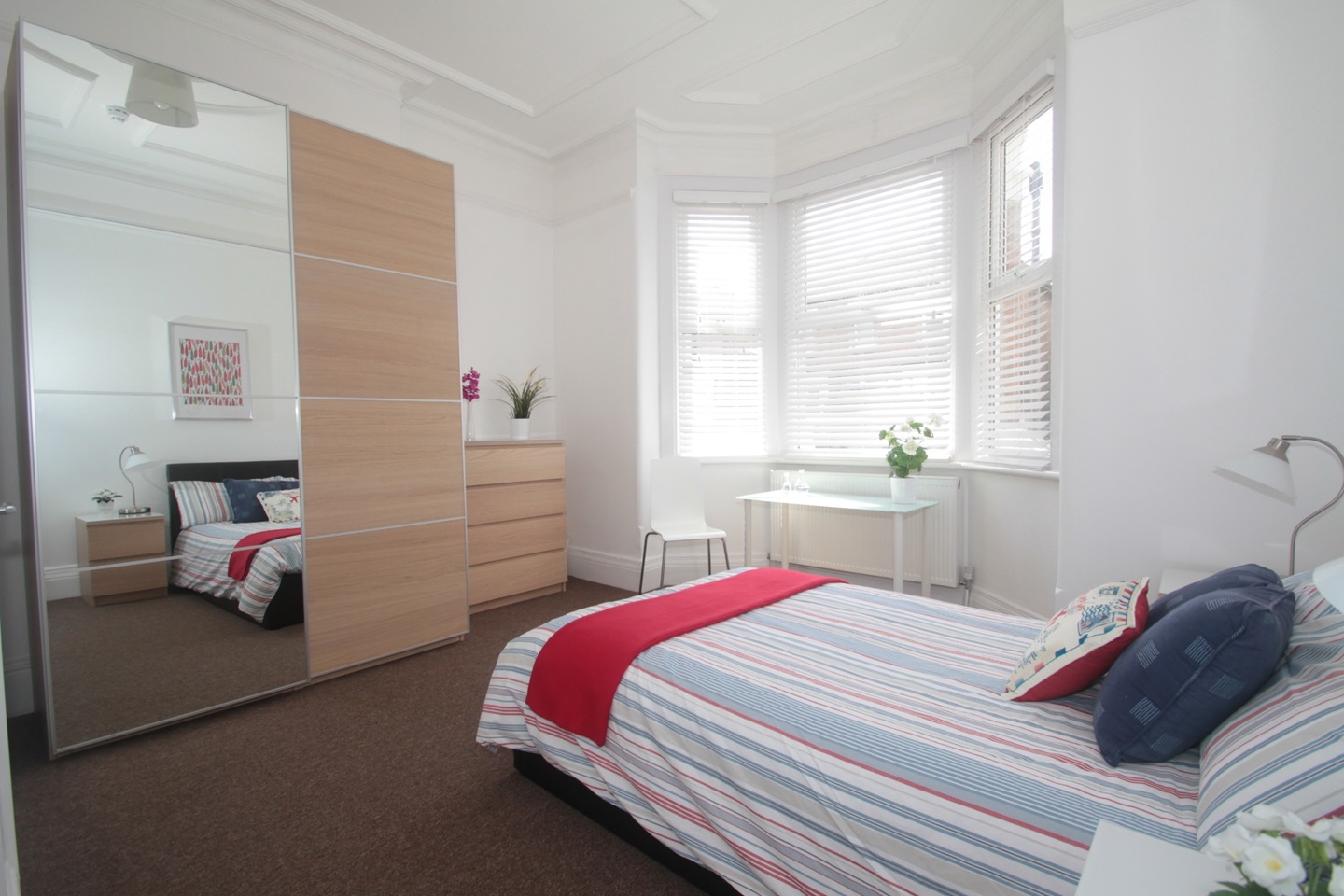 Croydon Room in a Shared House, Farquharson Road, CR0 To Rent Now