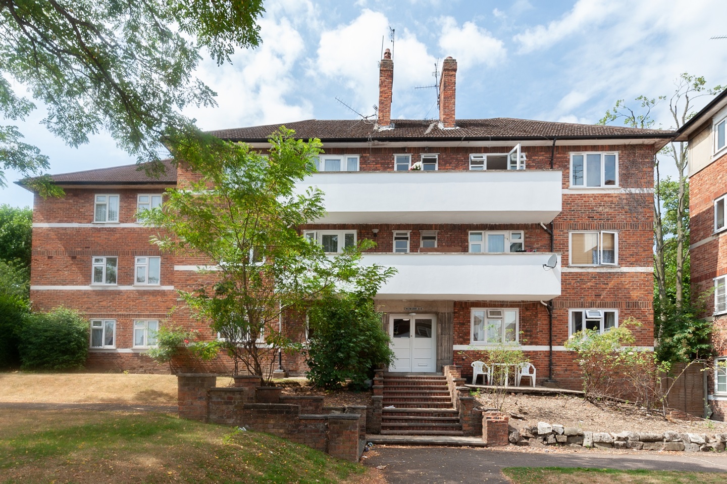 London 2 Bed Flat, Wilton Court, N10 To Rent Now for £1,350.00 p/m