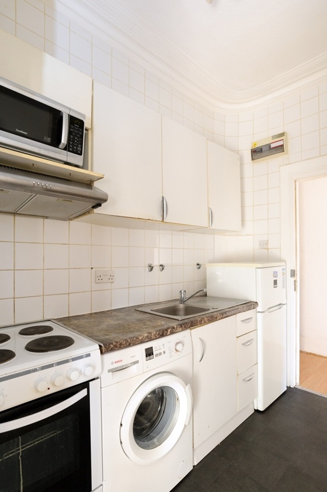 London Studio Flat, Lichfield Grove, N3 To Rent Now for £1,100.00 p/m
