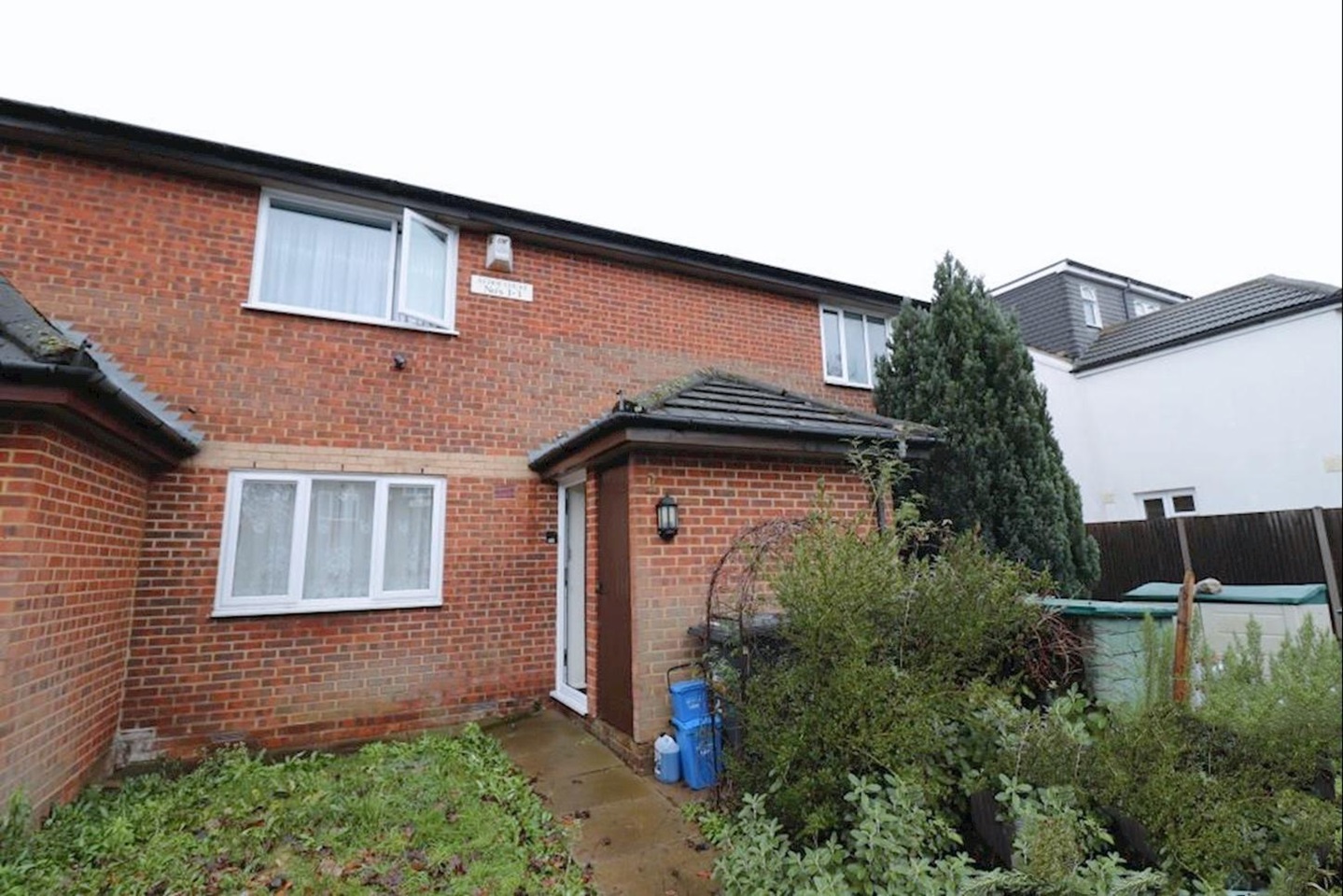 Luton 1 Bed Flat, Alder Crescent, LU3 To Rent Now for £675.00 p/m