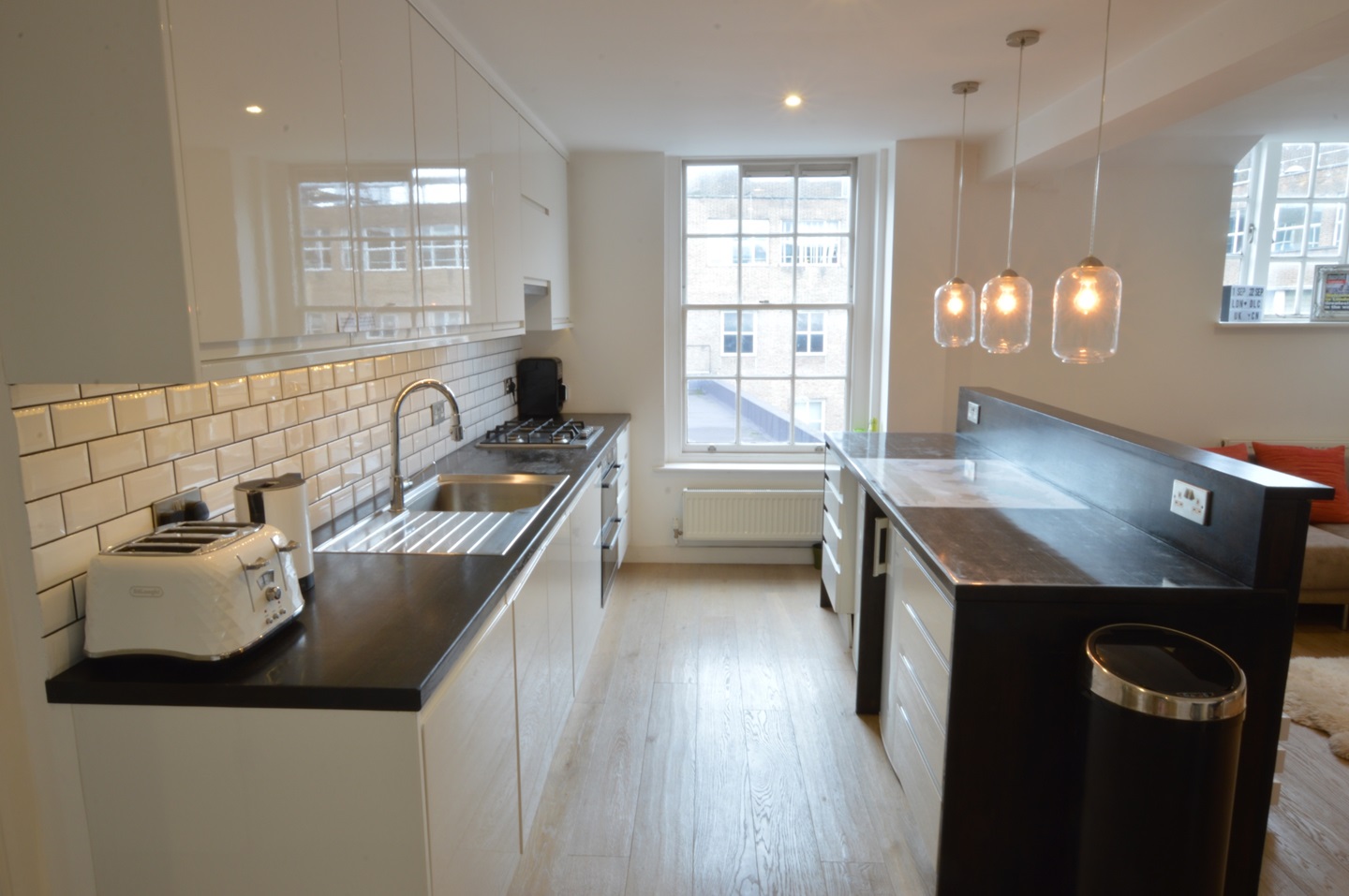 London 2 Bed Flat, Abingdon House, E2 To Rent Now for £2,900.00 p/m