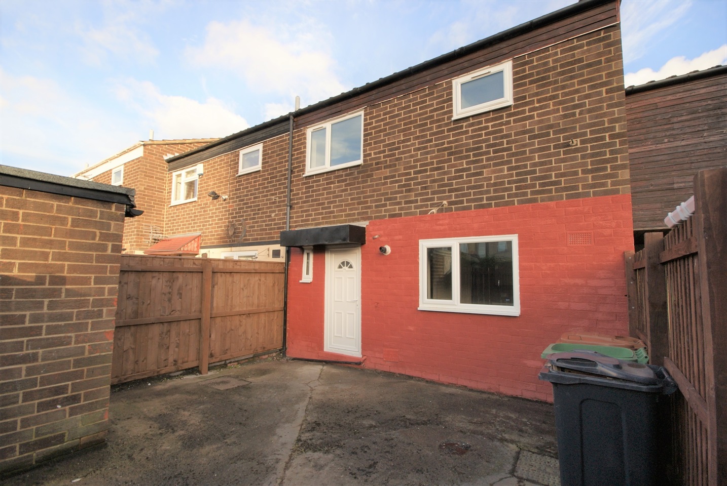 Hartlepool 4 Bed Terraced House, Northumberland Walk, TS25 To Rent