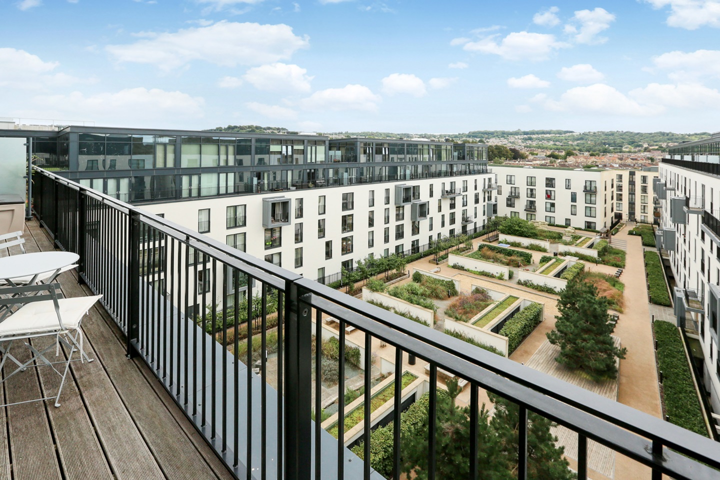 Bath 2 Bed Flat, Alexandra House, BA2 To Rent Now for £1,950.00 p/m