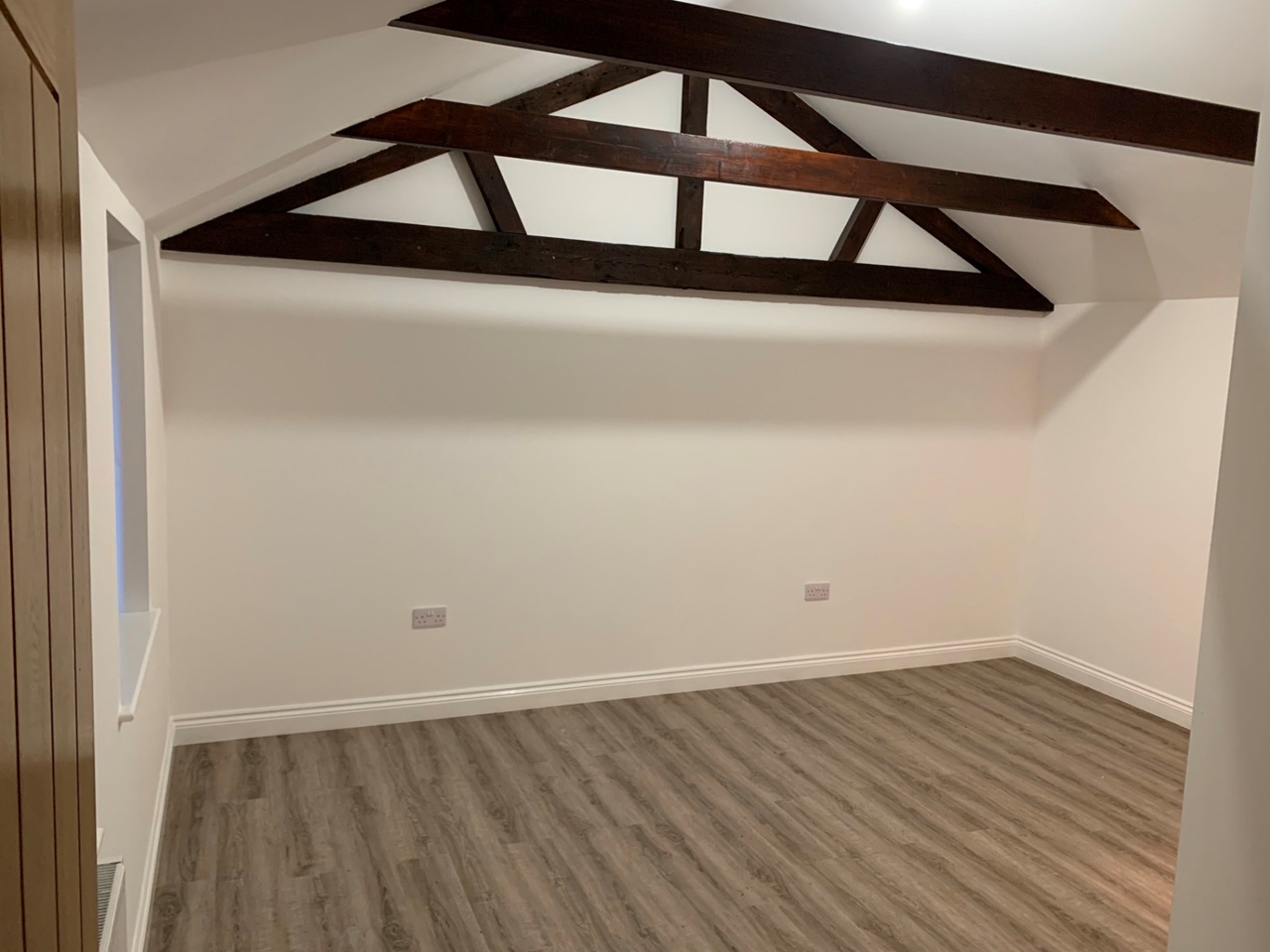 Congresbury, Bristol 2 Bed Bungalow, Dolemoor Lane, BS49 To Rent Now for £1,500.00 p/m