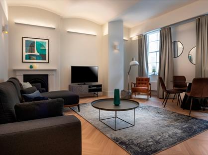 2 Bed Flat, Kensington Gore, SW7