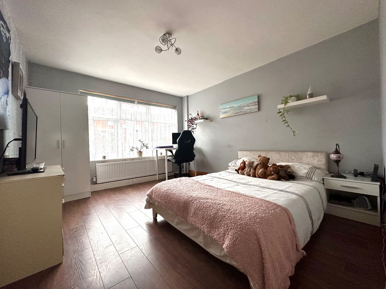 Salford Room in a Shared House, Salford, M5 To Rent Now for £500.00 p/m