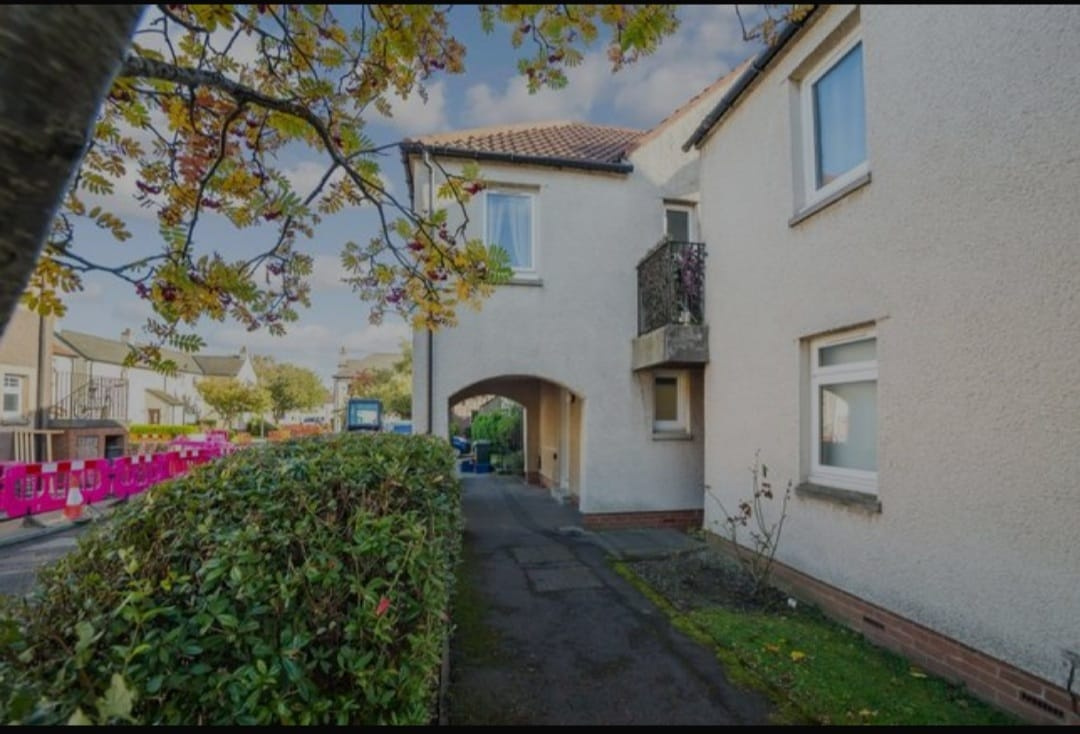 Edinburgh 1 Bed Flat, South Gyle Mains, EH12 To Rent Now for £1,000