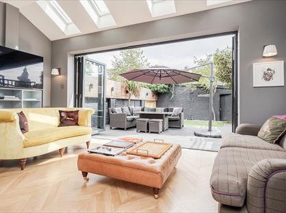 3 Bed Semi-Detached House, Henniker Gardens, E6