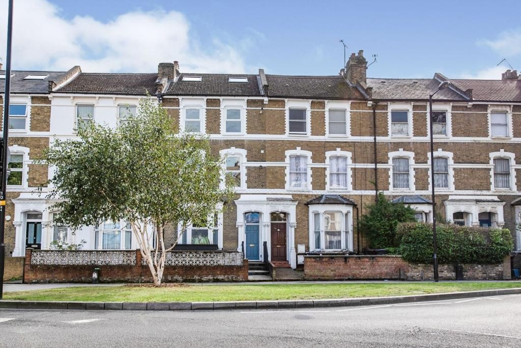 London 2 Bed Flat, Stoke Newington Common, N16 To Rent Now for £