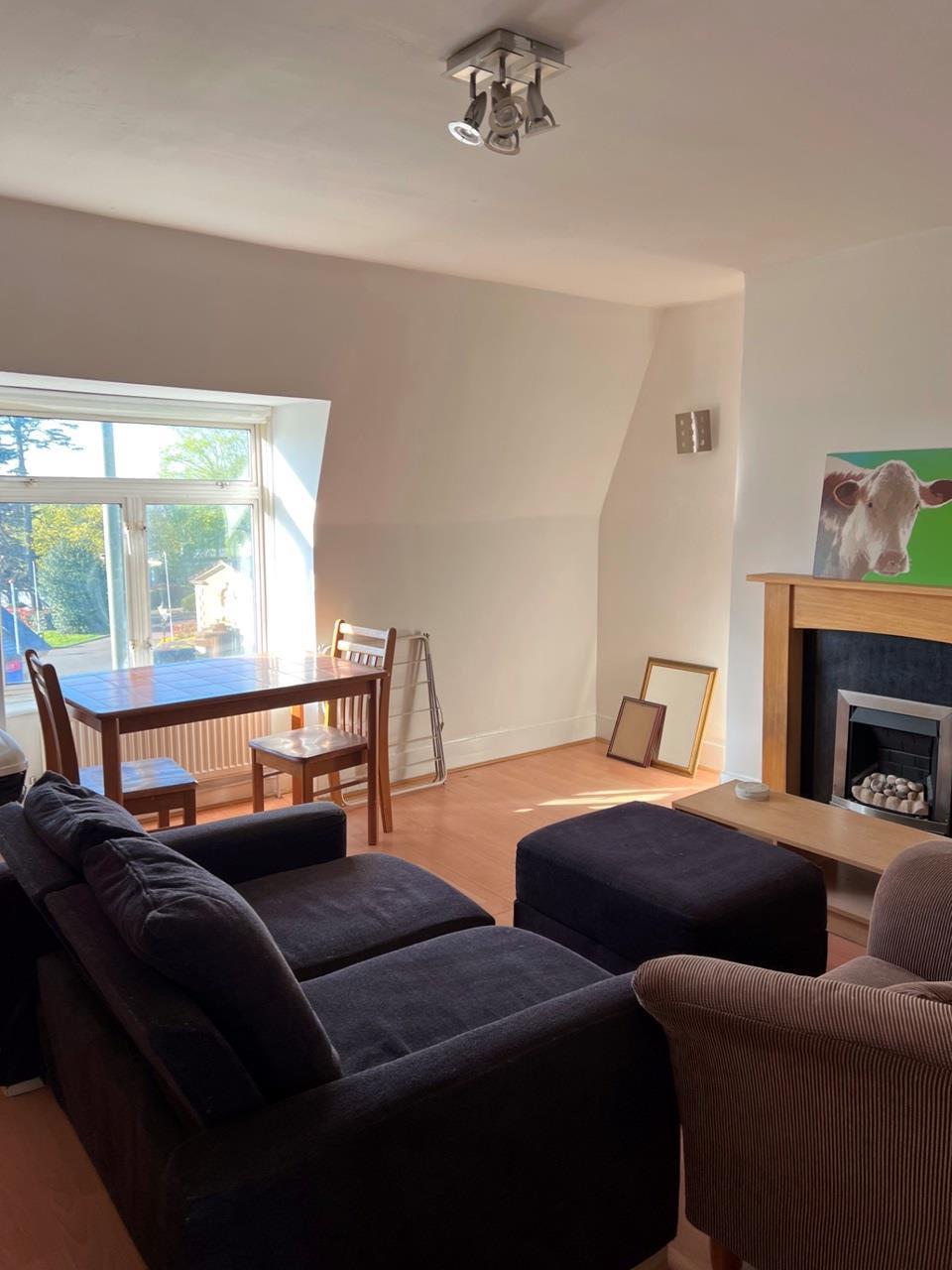 London 1 Bed Flat, Friern Road, N11 To Rent Now for £1,300.