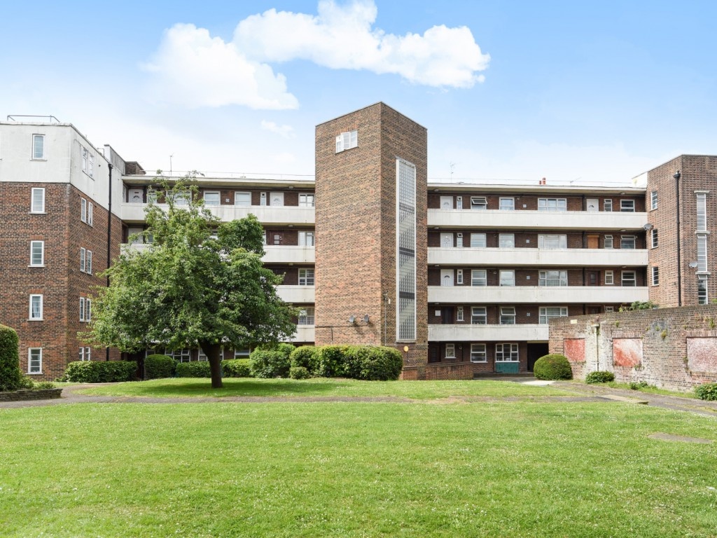 Thornton Heath 1 Bed Flat, Silchester Court, CR7 To Rent Now for £