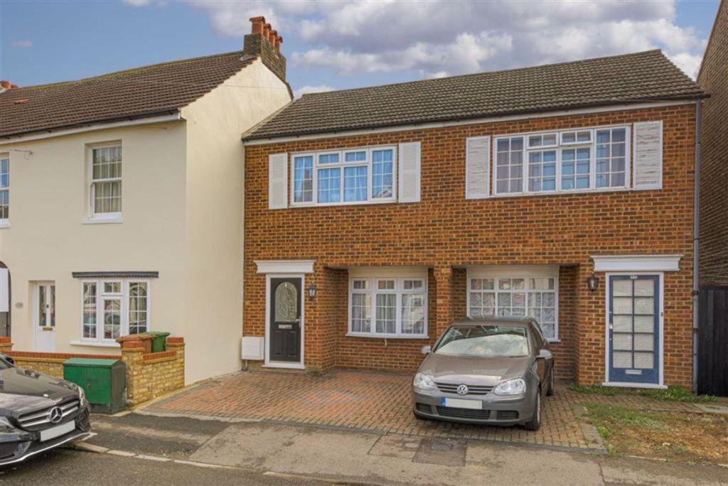 Worcester Park 2 Bed Terraced House, Longfellow Road, KT4 To Rent Now for £1,600.00 p/m