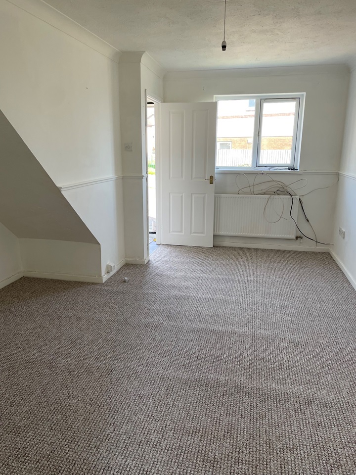 Swansea 2 Bed SemiDetached House, Morriston, SA6 To Rent Now for £