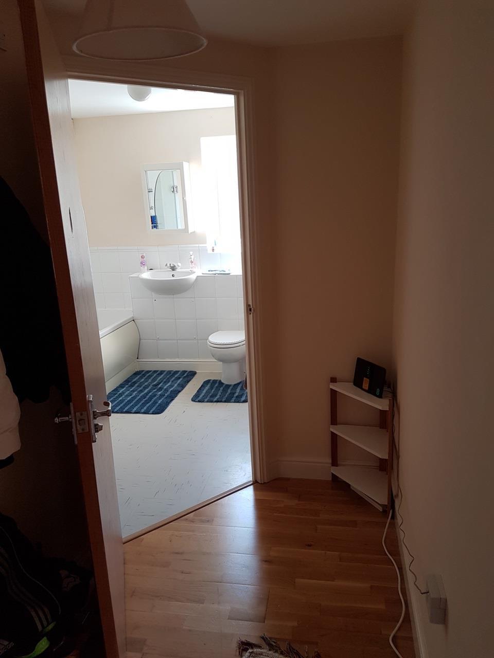 Maidstone Studio Flat, Scotney Gardens, ME16 To Rent Now for £695.