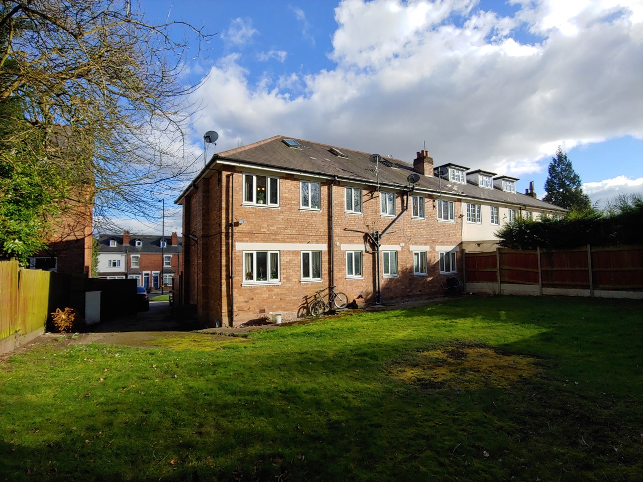 Birmingham Studio Flat, Pershore Road, B29 To Rent Now for £650.00 p/m