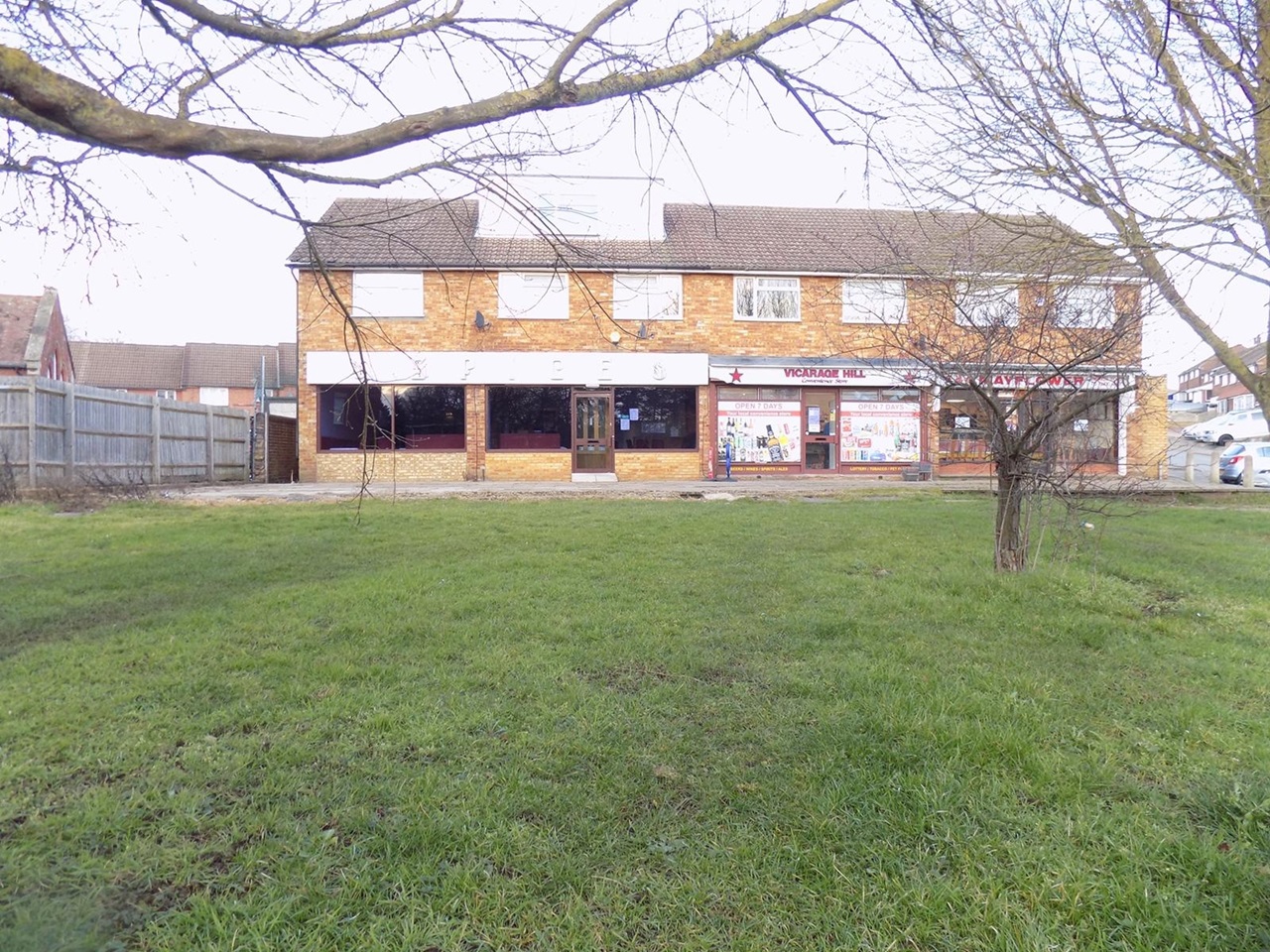 Flitwick, Bedford 3 Bed Flat, Vicarage Hill, MK45 To Rent Now for £