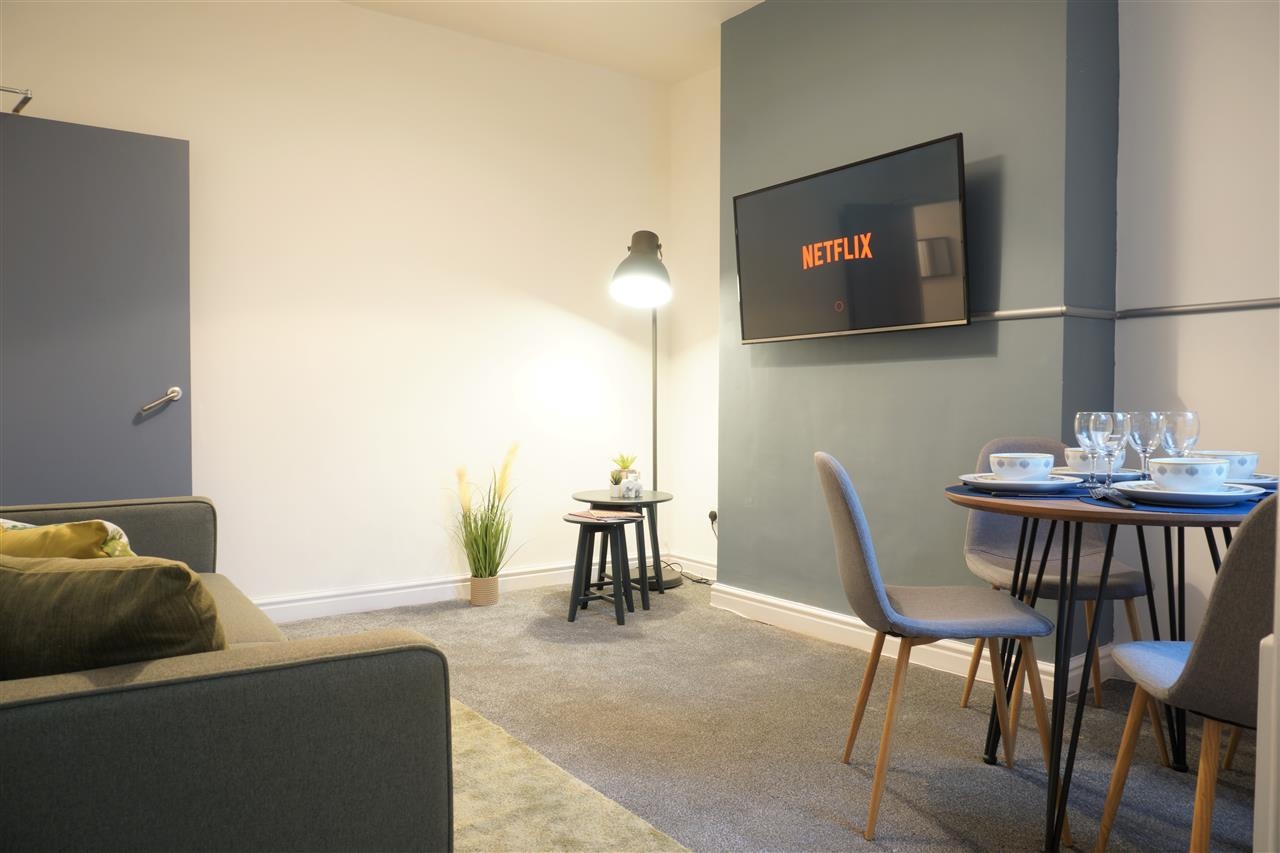 Liverpool Room in a Shared House, Ludwig Road, L4 To Rent Now for £