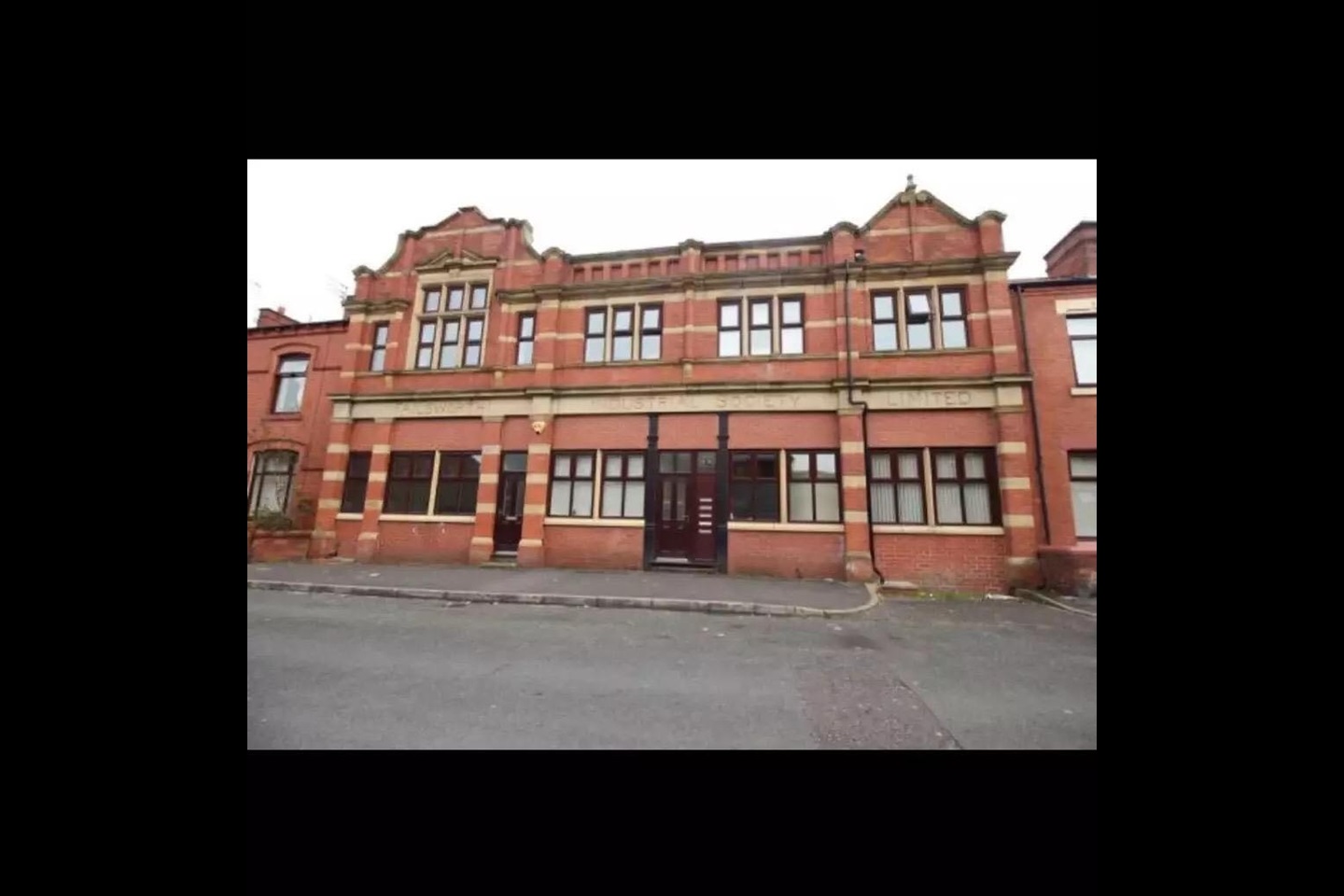 Failsworth, Manchester 2 Bed Flat, Old Road, M35 To Rent Now for £