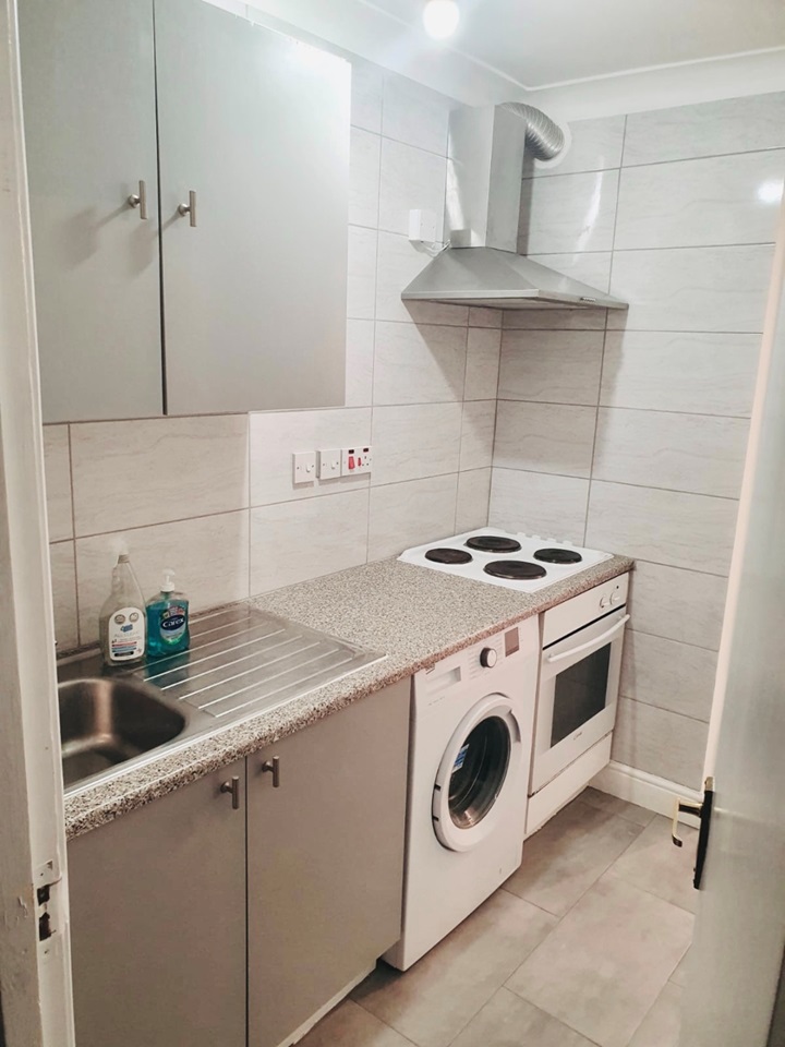 London Studio Flat, Walthamstow, E17 To Rent Now for £800.00 p/m