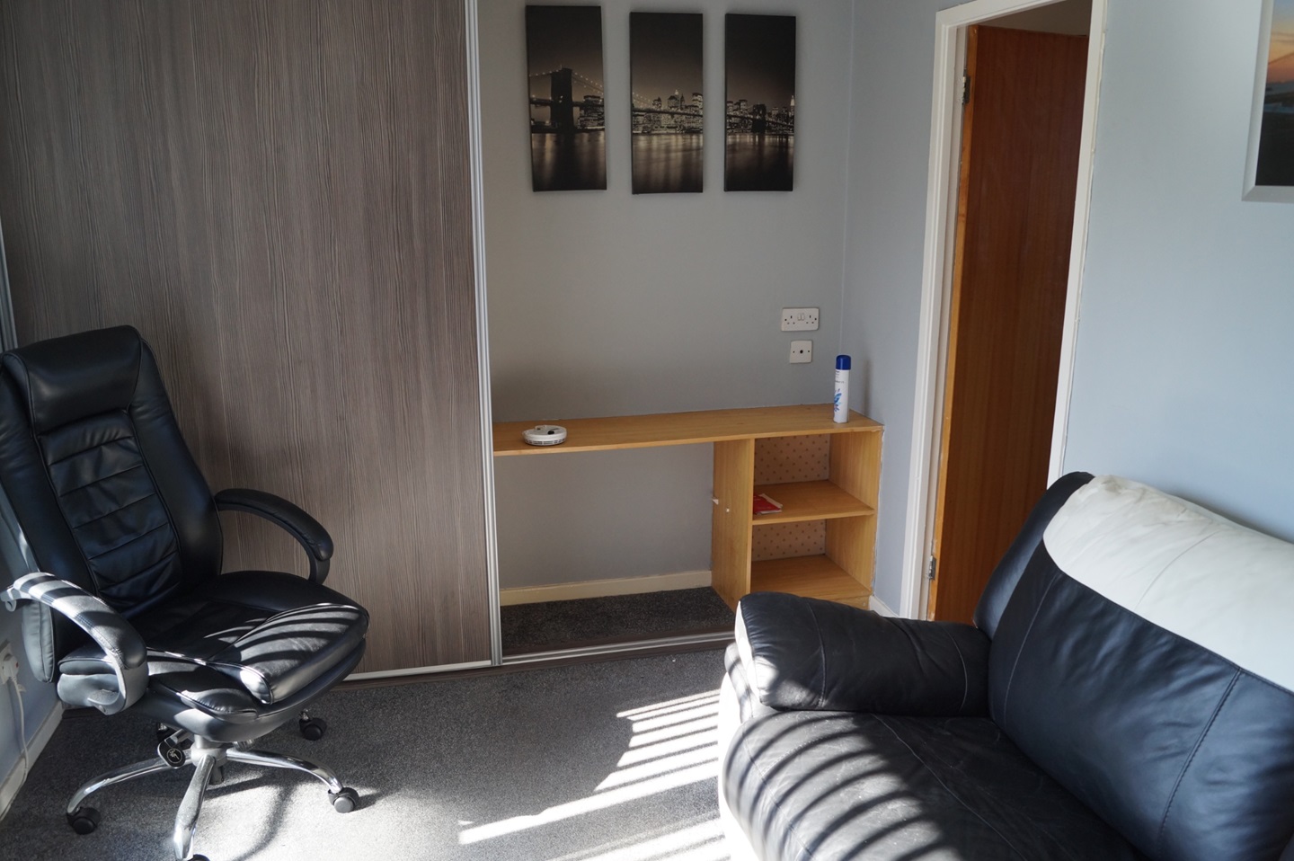 Newcastle Upon Tyne Studio Flat, Kingston Park, NE3 To Rent Now for