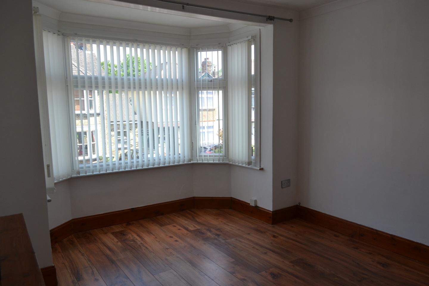 Romford 4 Bed SemiDetached House, Princes Road, RM1 To Rent Now