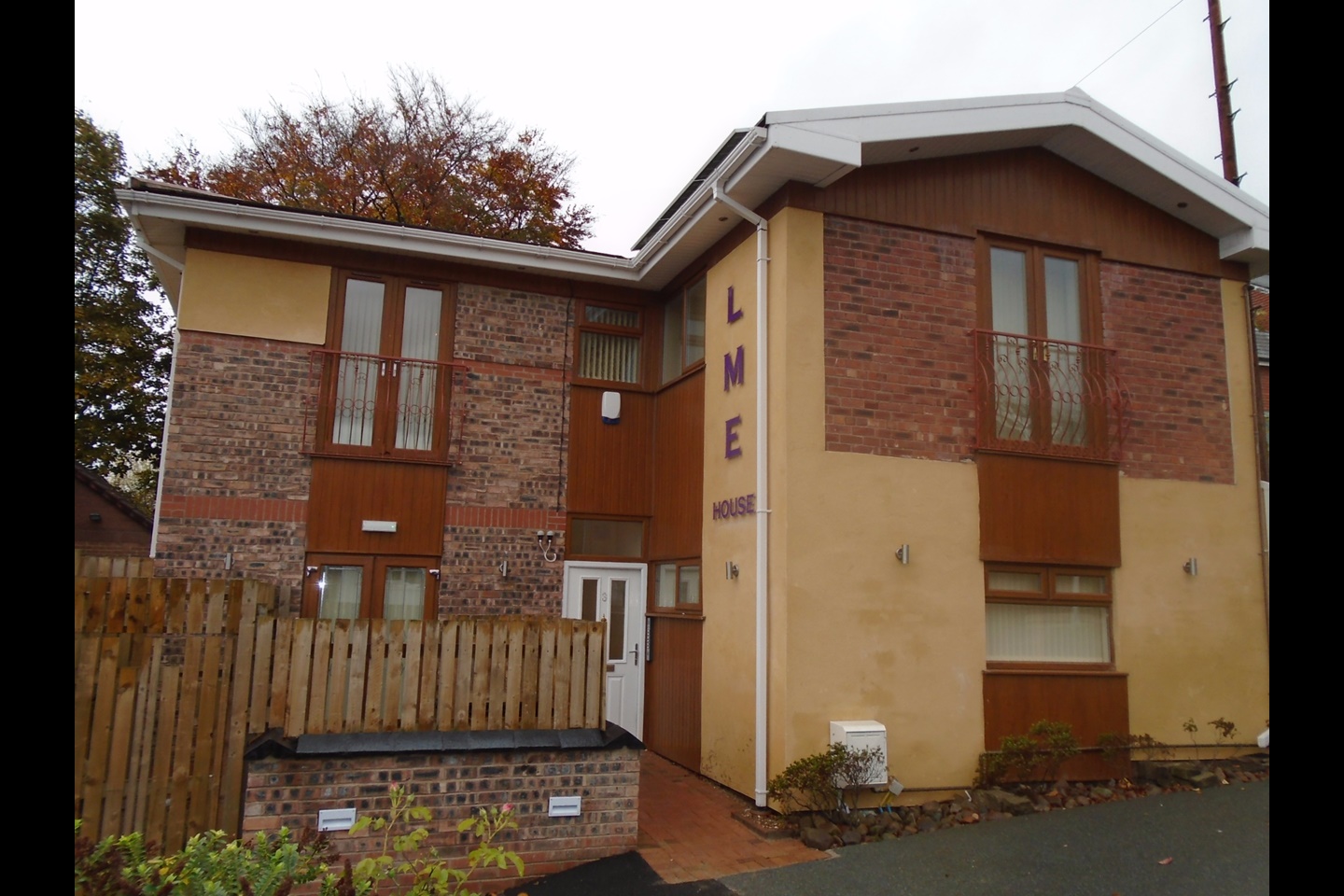 Salford Studio Flat, Bethel Court, M7 To Rent Now for £917.00 p/m
