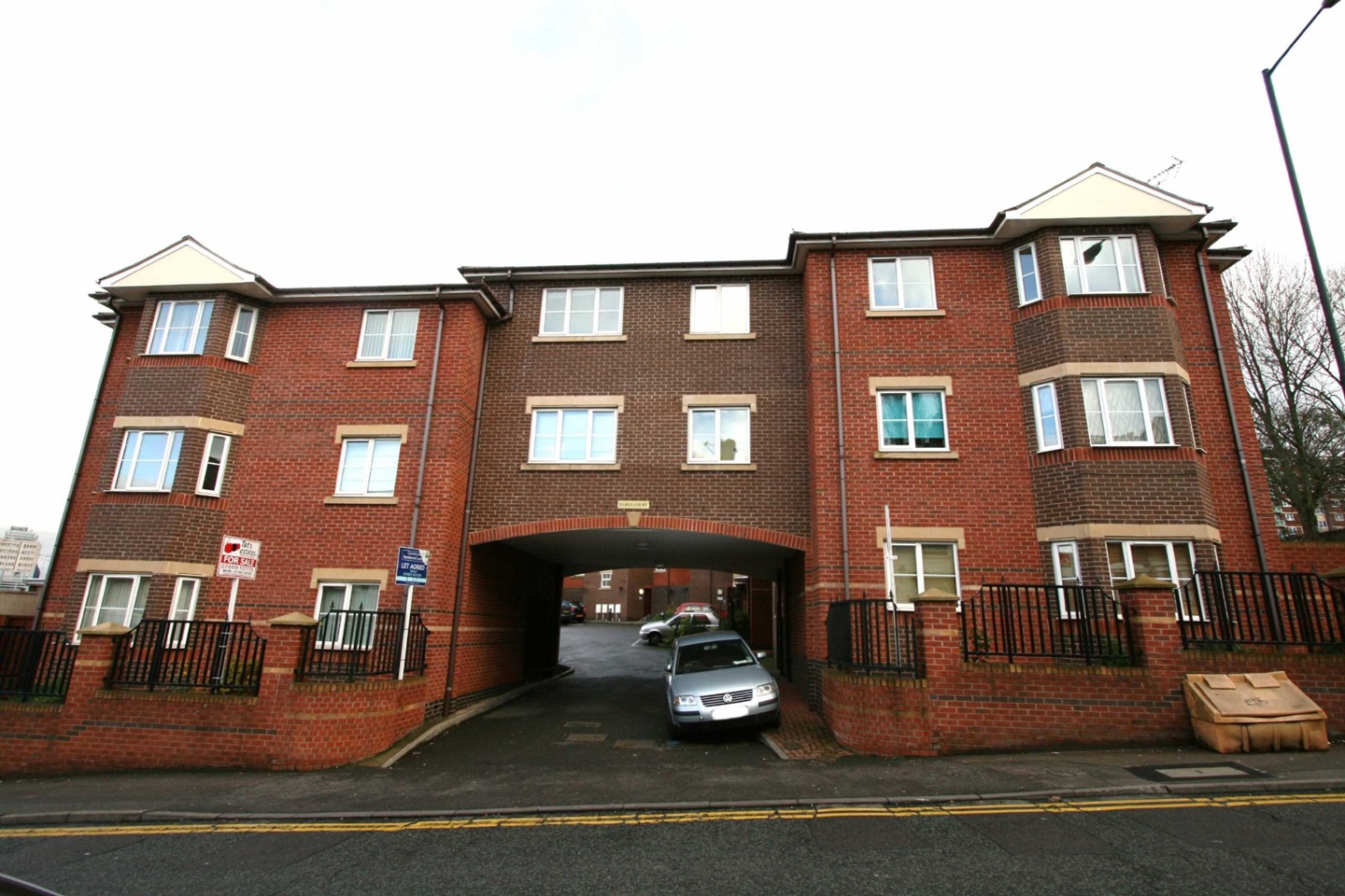 Walsall 1 Bed Flat, Earls Court, WS1 To Rent Now for £450.00 p/m