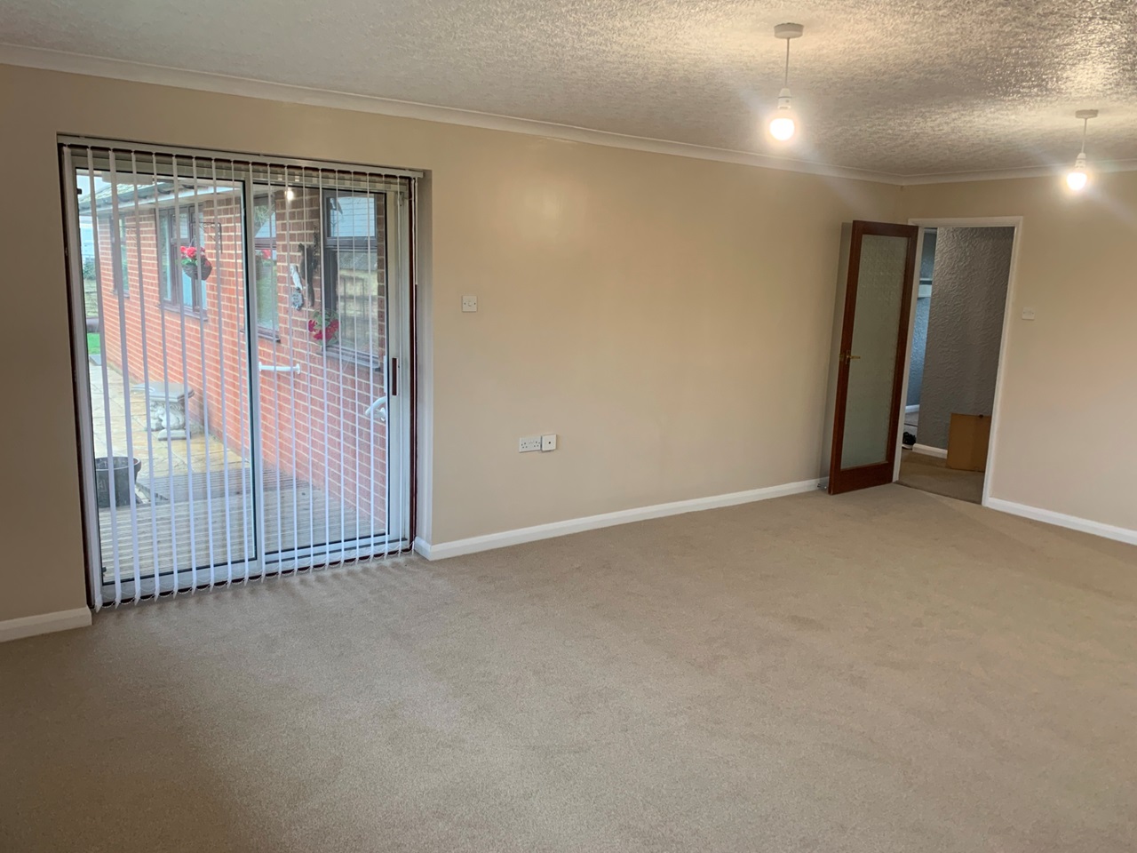 Winslow, Buckingham 3 Bed Bungalow, Western Lane, MK18 To Rent Now for £1,500.00 p/m