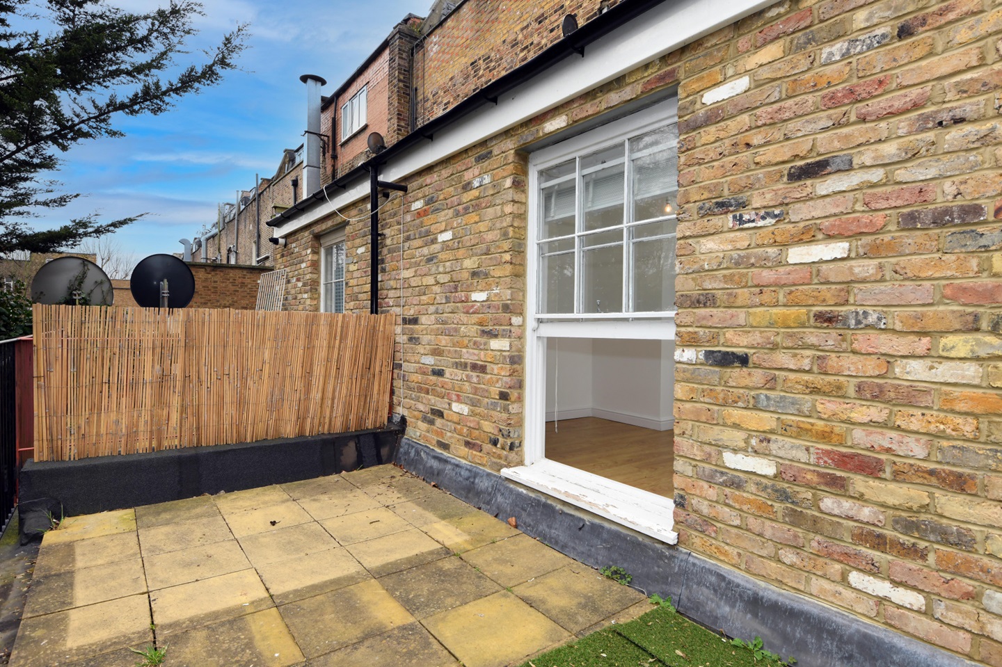 London 2 Bed Flat, Caledonian Road, N1 To Rent Now for £1,733.33 p/m