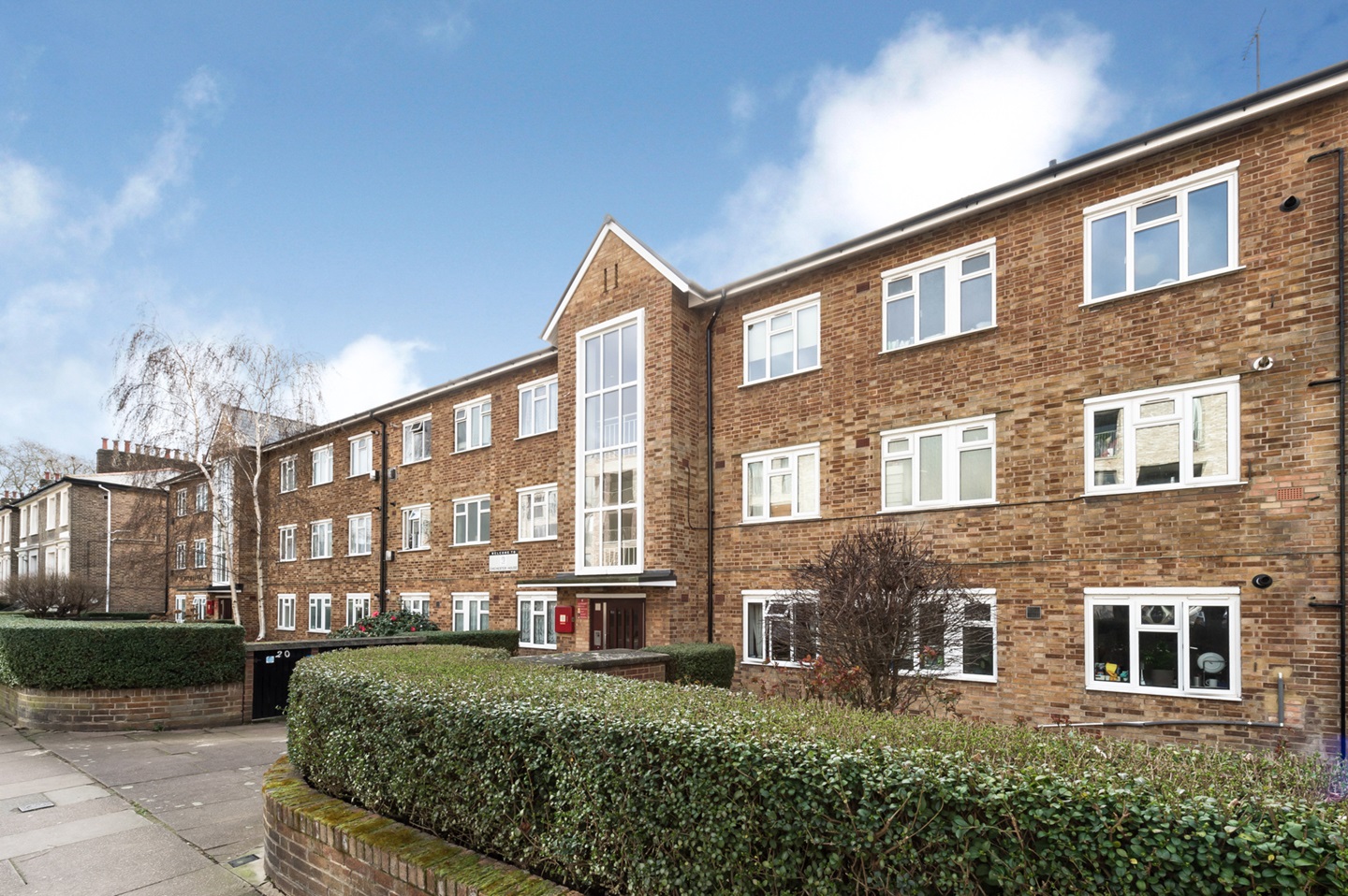 London 2 Bed Flat, Chichester House, NW6 To Rent Now for £1,950.00 p/m