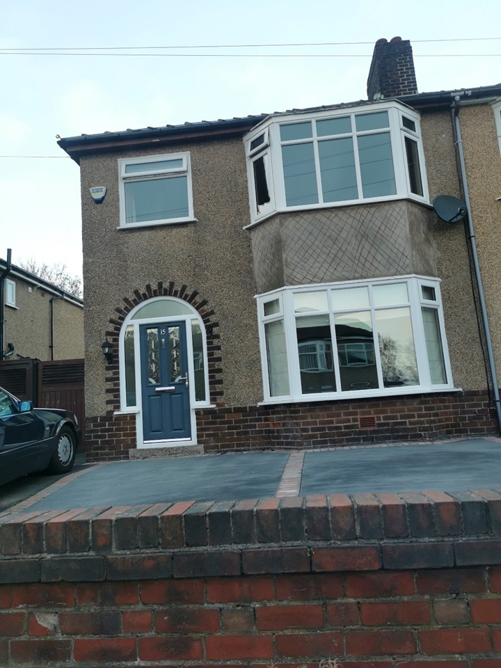Blackburn 3 Bed SemiDetached House, Feniscliffe Drive, BB2 To Rent