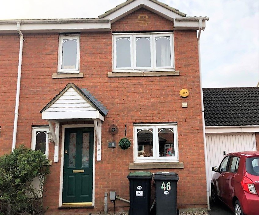 Biggleswade 3 Bed SemiDetached House, Reynolds Close, SG18 To Rent