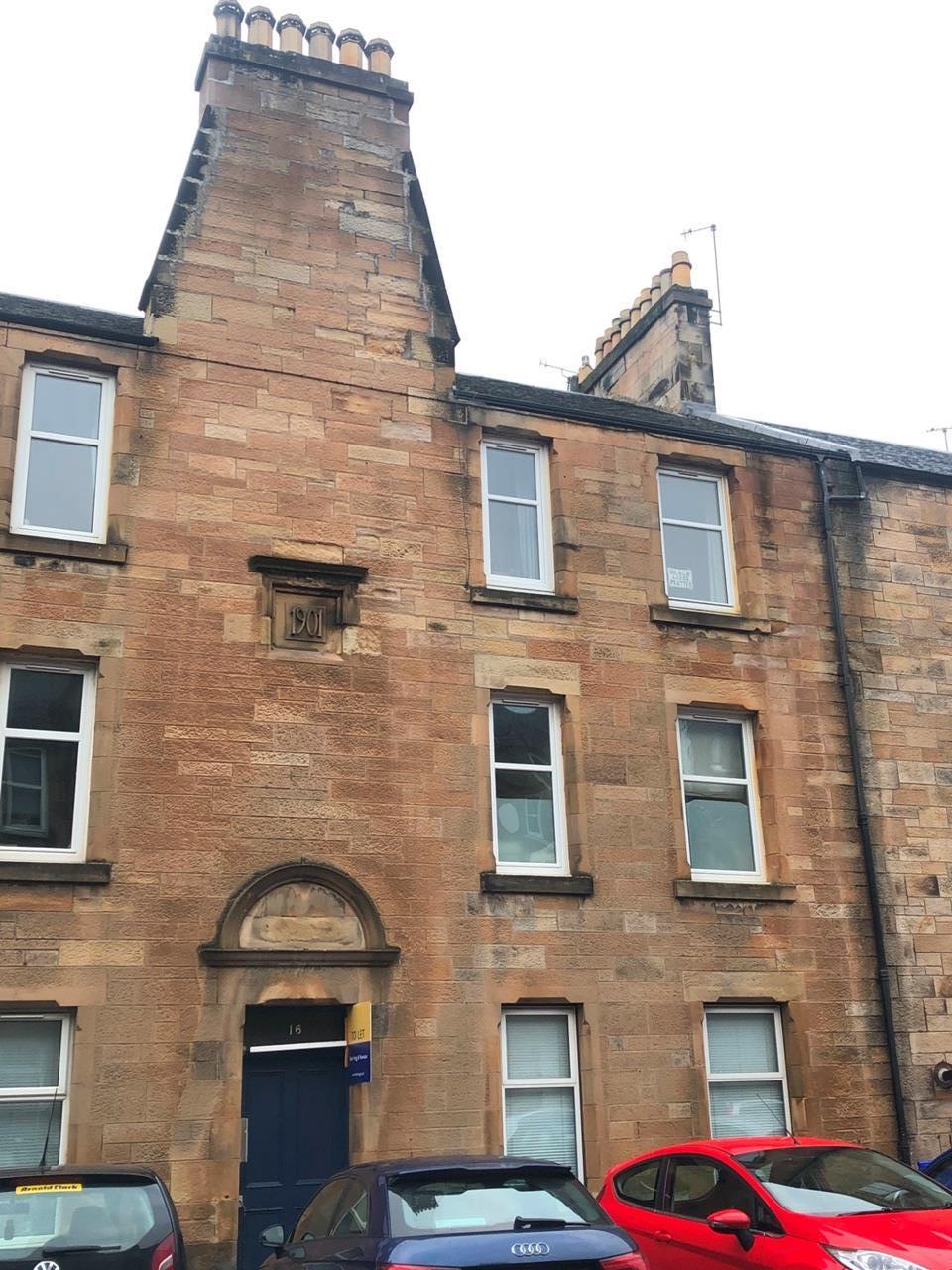 Stirling 2 Bed Flat, Bruce Street Stirling Stirlingshire , FK8 To