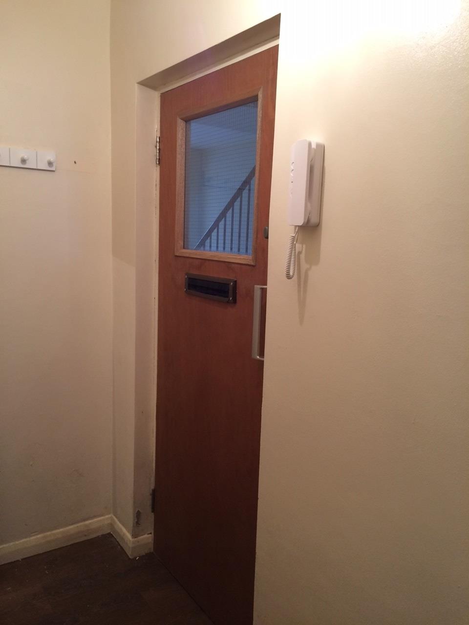 Hounslow 1 Bed Flat, Staines Road, TW3 To Rent Now for £1,250.00 p/m