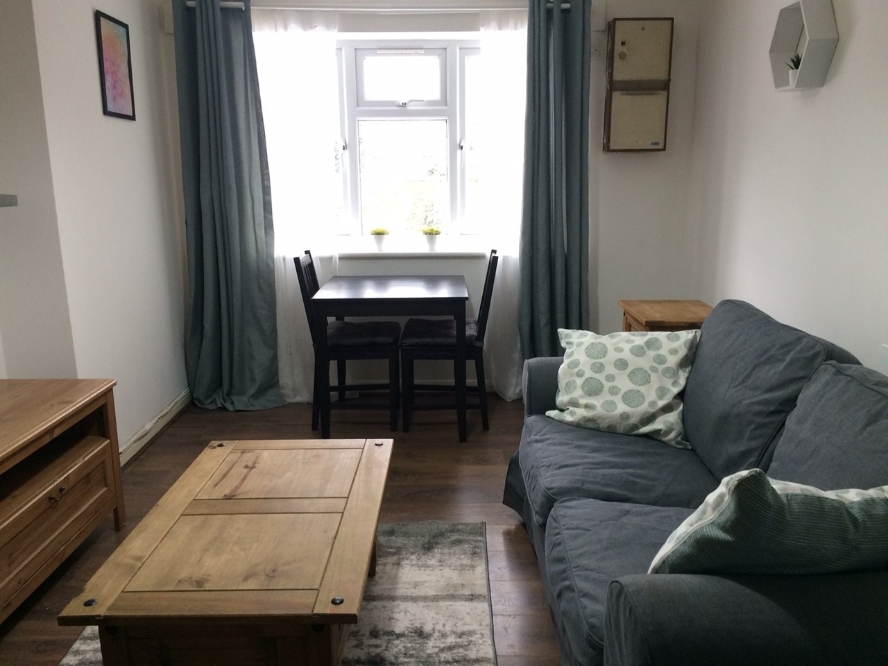 Hounslow 1 Bed Flat, Staines Road, TW3 To Rent Now for £1,250.00 p/m