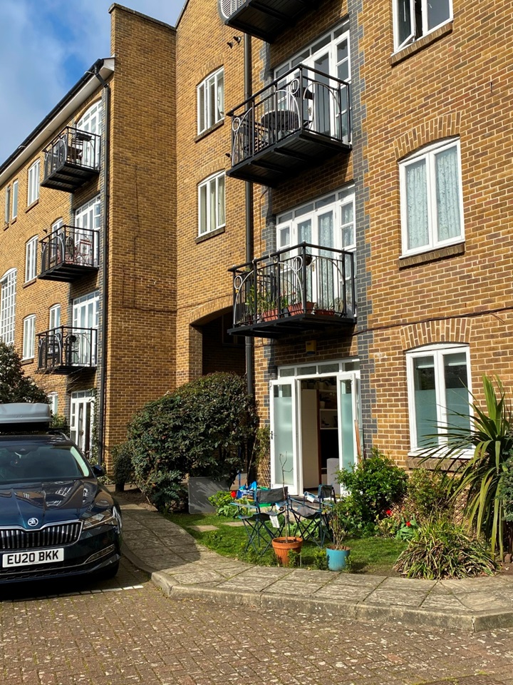 London 2 Bed Flat, Old Ford Road, E3 To Rent Now for £2,000.00 p/m