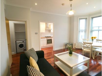 1 Bed Flat, Hammersmith Grove, W6