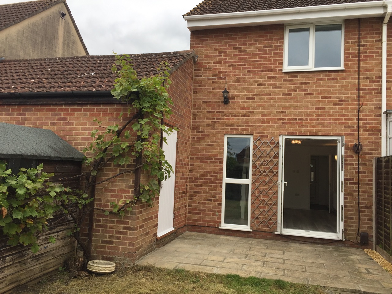 Tuffley, Gloucester 2 Bed SemiDetached House, Brookthorpe Close, GL4