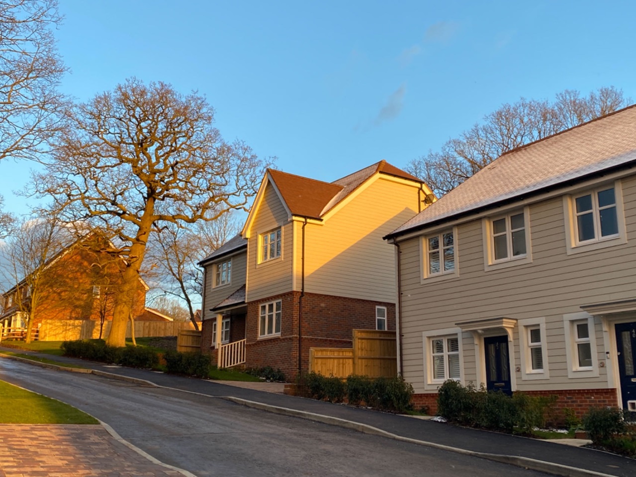 Leatherhead 4 Bed Detached House, Consort Drive, KT22 To Rent Now